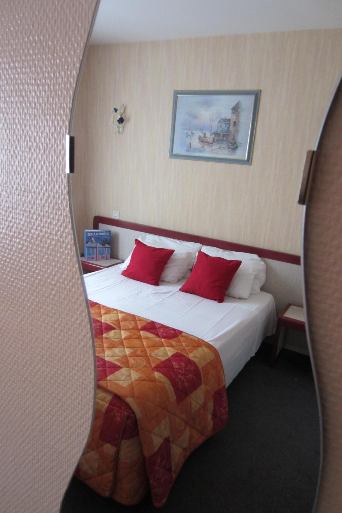 Hotel Sables D'O Et Son Restaurant Le 16 Bis Les Sables-dʼOlonne Zewnętrze zdjęcie