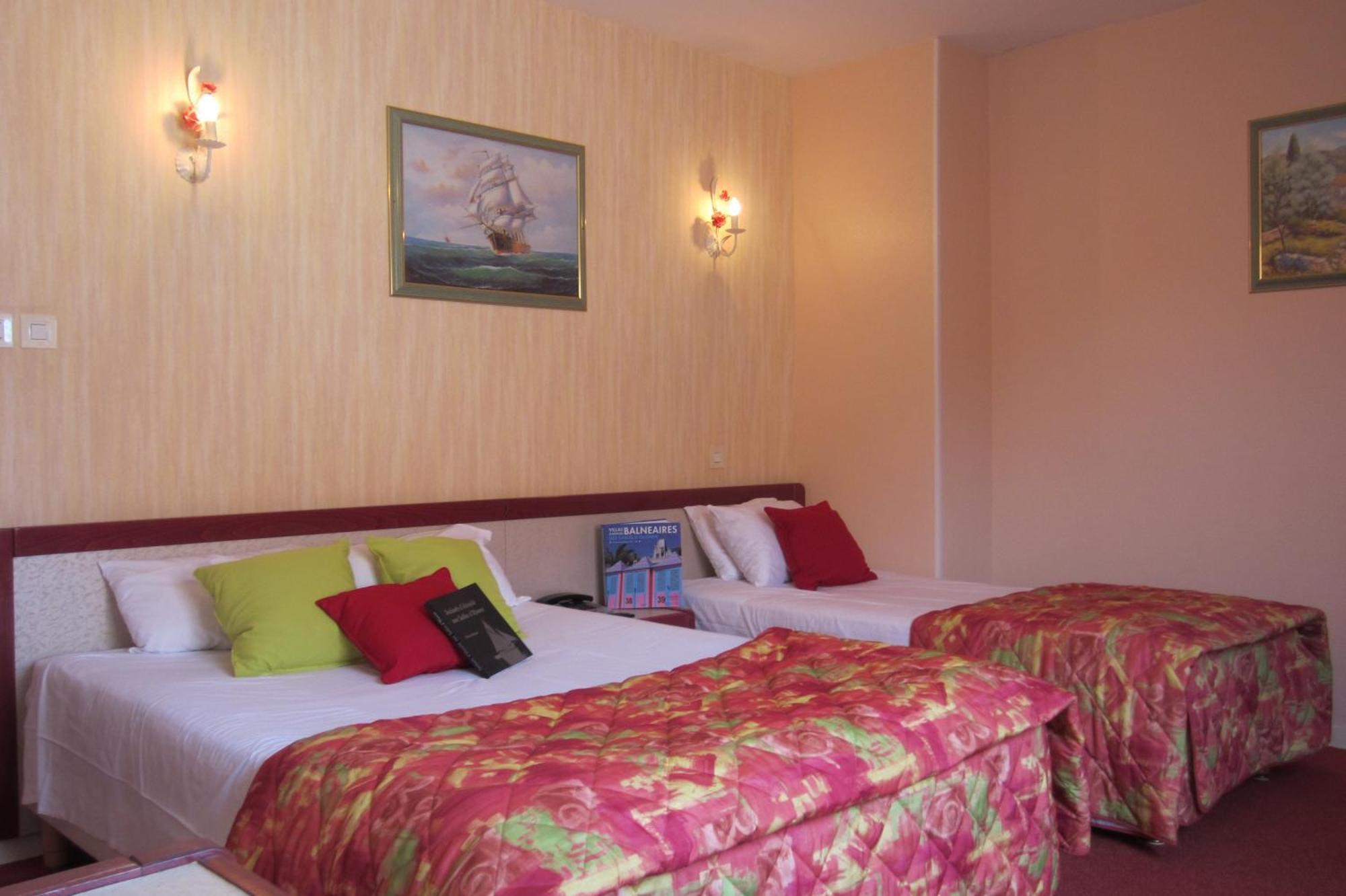 Hotel Sables D'O Et Son Restaurant Le 16 Bis Les Sables-dʼOlonne Zewnętrze zdjęcie
